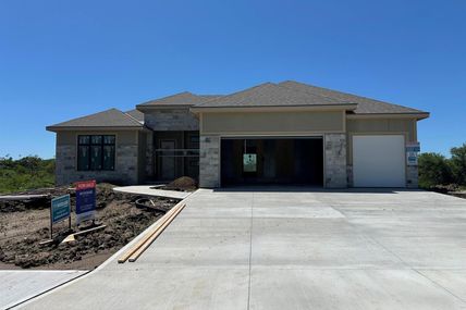 10454 S 118 Street , Papillion, NE 68046