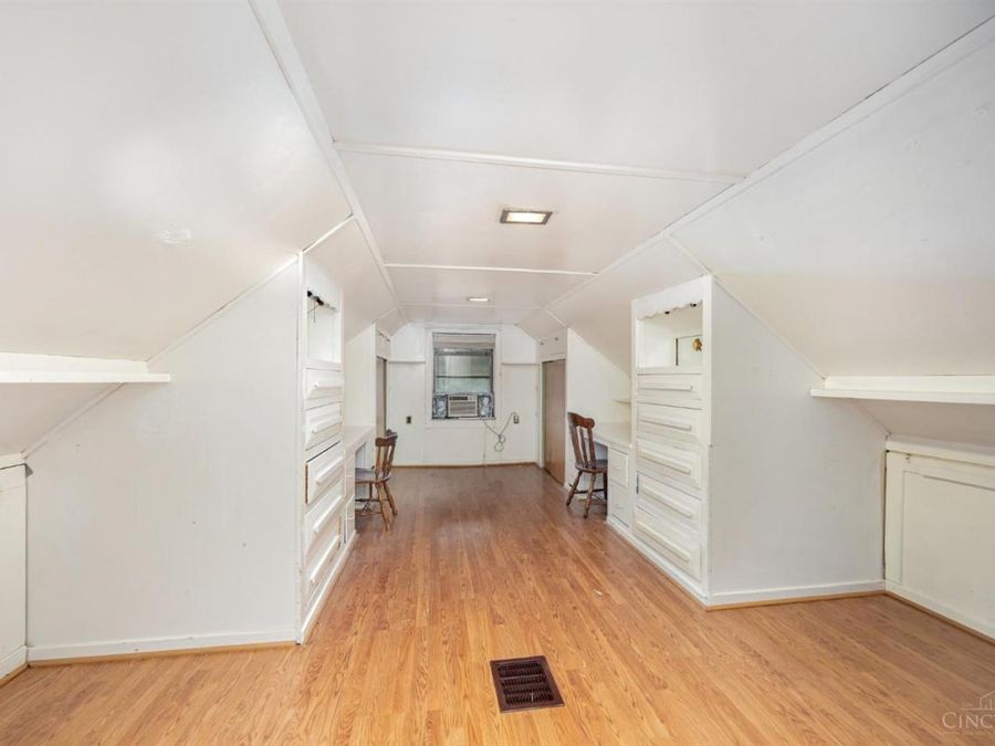 7929 Cherrywood Court, Cincinnati, OH 45224 Photo 9