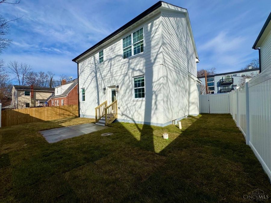 2735 Silverleaf Avenue, Cincinnati, OH 45212 Photo 50