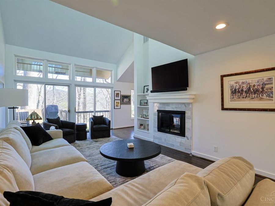 14 Spring Knoll Drive, Mariemont, OH 45227 Photo 8
