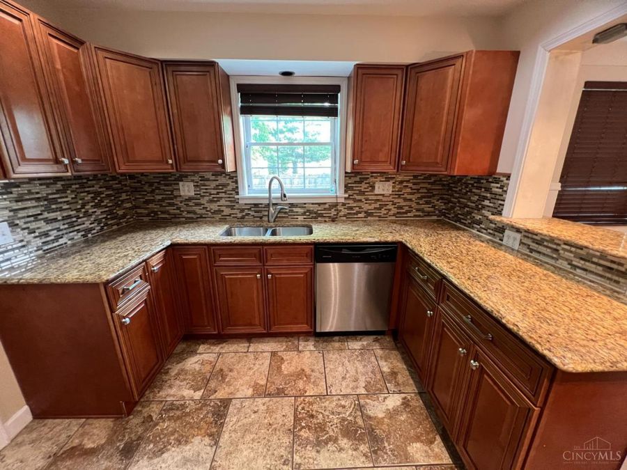 4166 Janward Drive, Cheviot, OH 45211 Photo 13