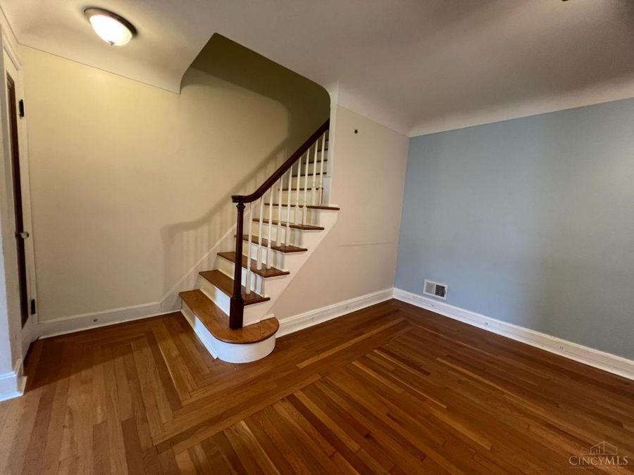 4166 Janward Drive, Cheviot, OH 45211 Photo 5