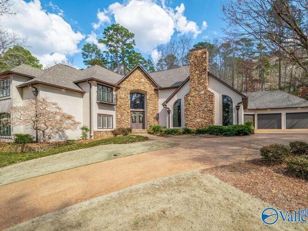 320 Hollywood Road, Gadsden, AL 35901