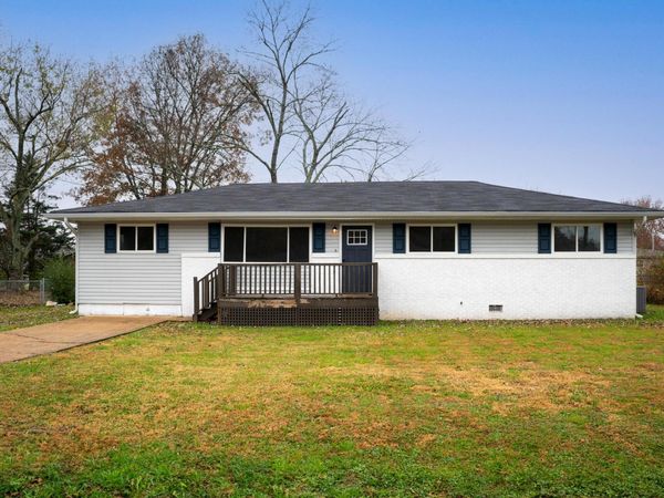 151 Sharon Circle , Rossville, GA 30741