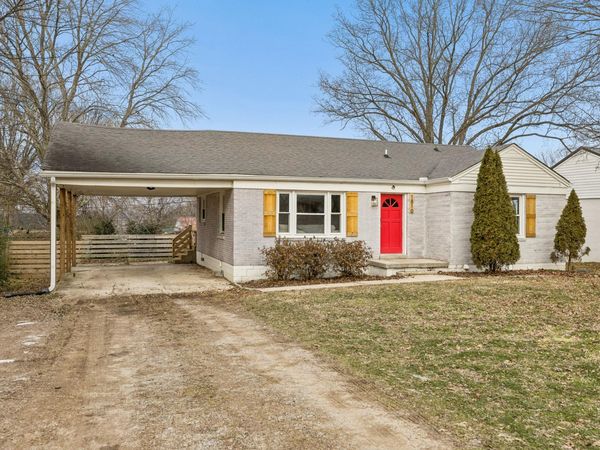 1810 Alpine Dr , Columbia, TN 38401