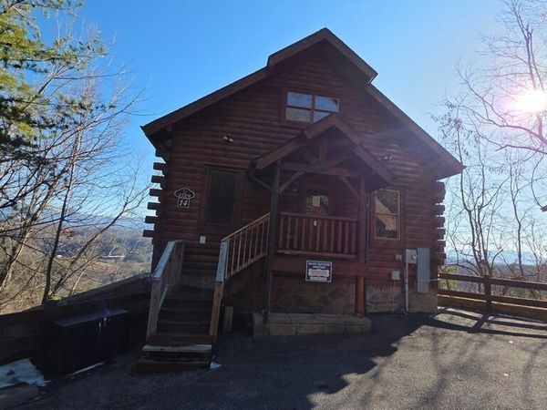 2709 Misty Blue Mountain Drive , Sevierville, TN 37876