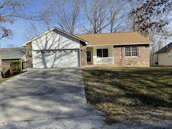 1037 Mohave Drive, Crossville, TN 38572