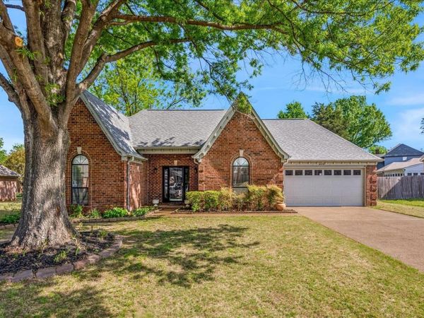 6676 STONETRACE DR , Memphis, TN 38135