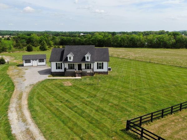 3156 Beasley Rd , Chapel Hill, TN 37034