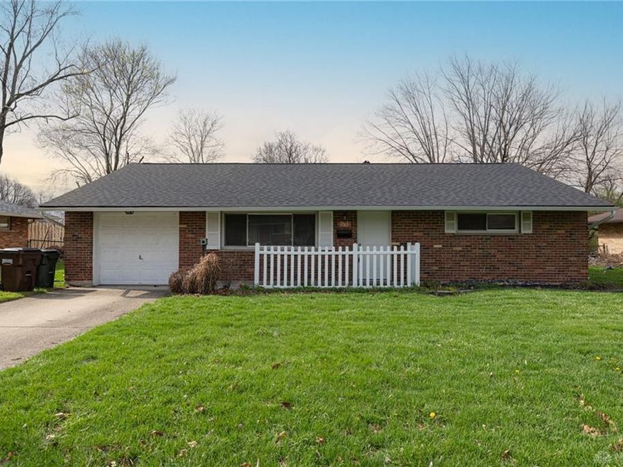 3743 Cordell Drive, Kettering, OH 45439 Photo 1