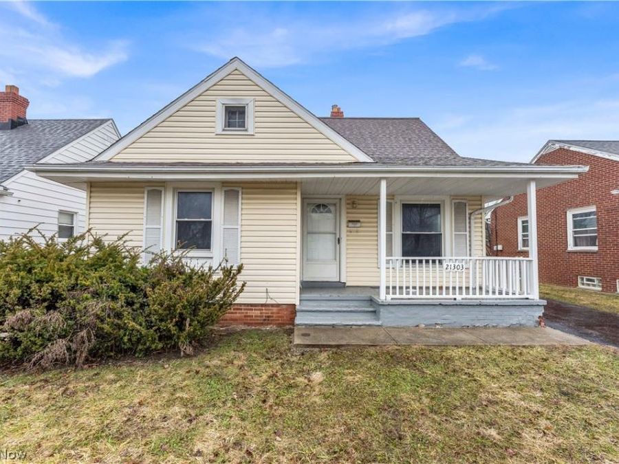 21303 Kenyon Drive , Maple Heights, OH 44137 Photo 1
