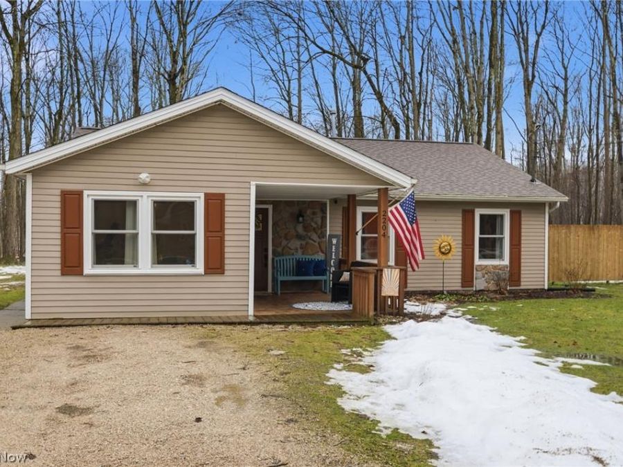 2204 Deer Run , Rock Creek, OH 44084 Photo 1