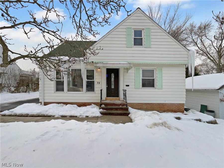 75 Greencroft Road, Bedford, OH 44146 Photo 1