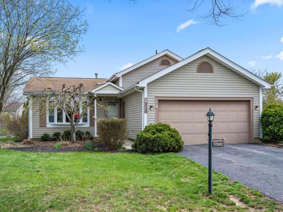 4334 Kelnor Drive , Grove City, OH 43123 Photo 1