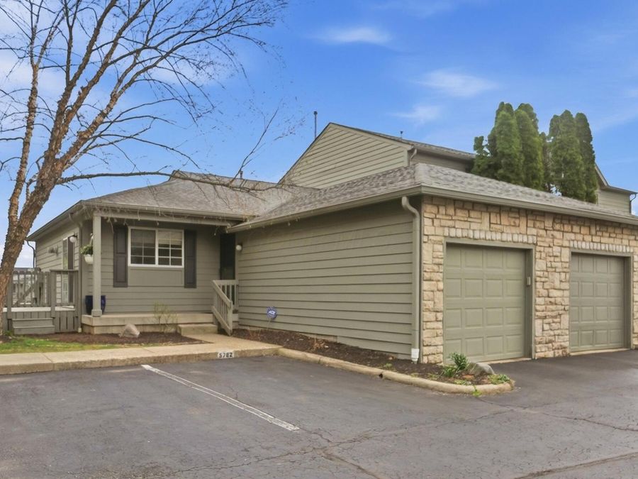 5762 Blendonbrook Lane , Unit 107A, Columbus, OH 43230 Photo 1