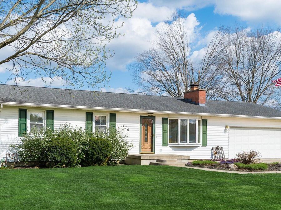 176 New Home Drive NE, Newark, OH 43055 Photo 1