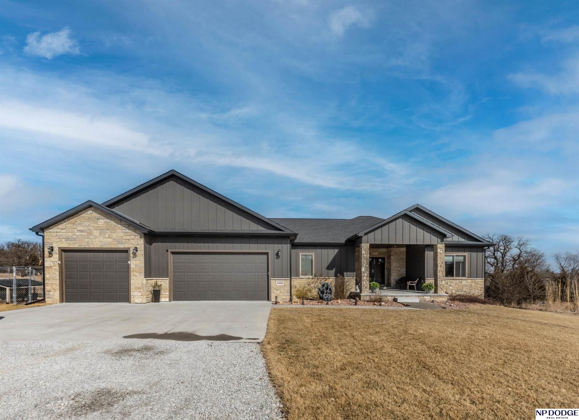 6440 Bass Creek Court , Hickman, NE 68327