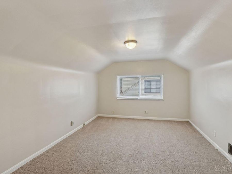 7873 Bobolink Drive, Cincinnati, OH 45224 Photo 23