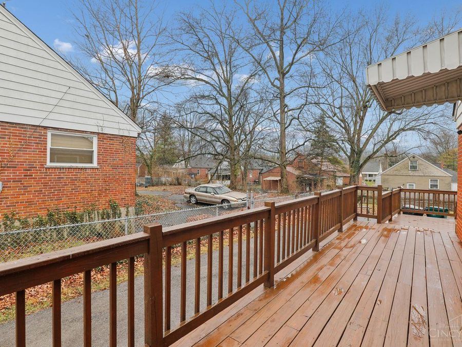 7873 Bobolink Drive, Cincinnati, OH 45224 Photo 34