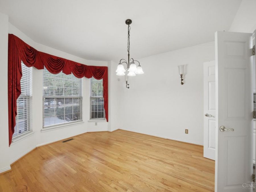 943 Weninger Circle, Cincinnati, OH 45203 Photo 9