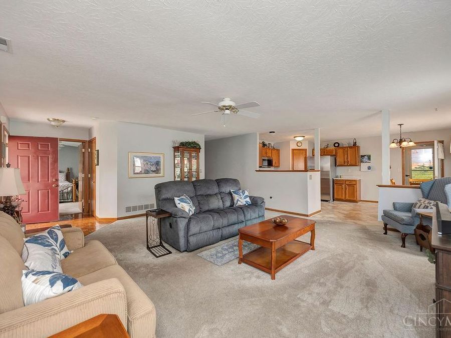 61 W Persimmon Drive, Hamilton, OH 45013 Photo 15