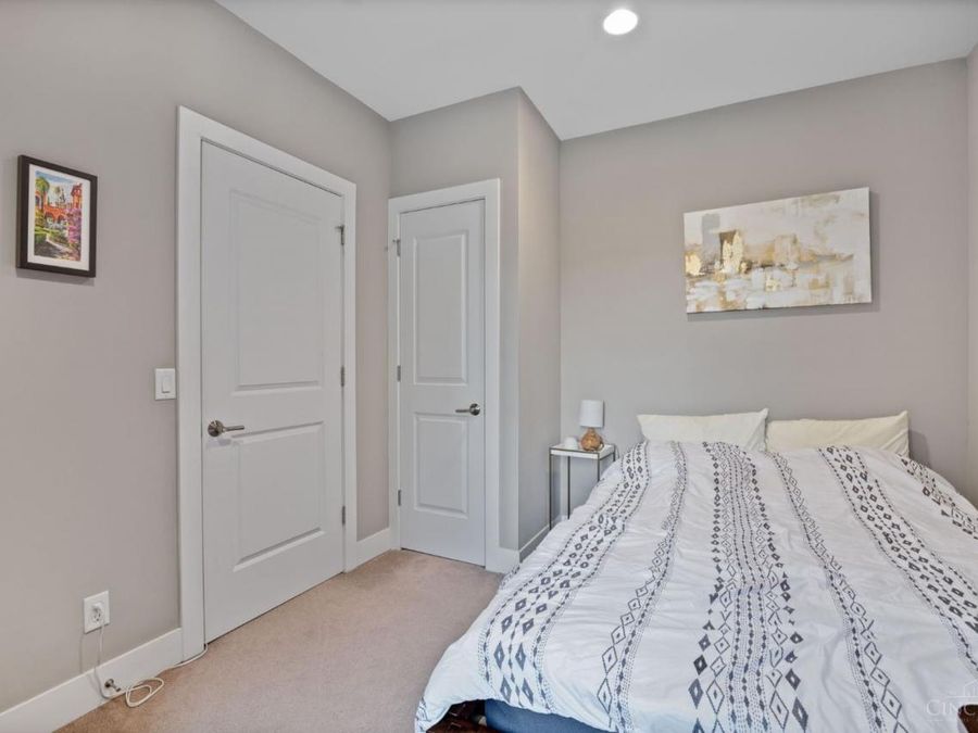 434 Northern Avenue, Cincinnati, OH 45229 Photo 33