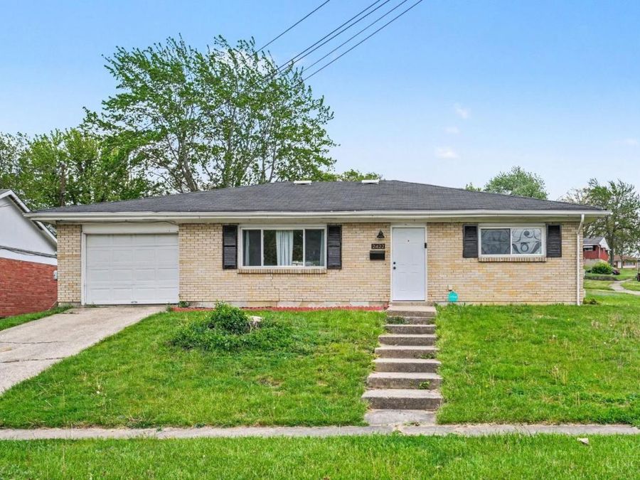 2422 Bluelark Drive, Colerain Township, OH 45231 Photo 2