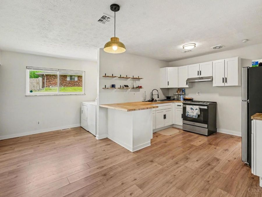 2422 Bluelark Drive, Colerain Township, OH 45231 Photo 7