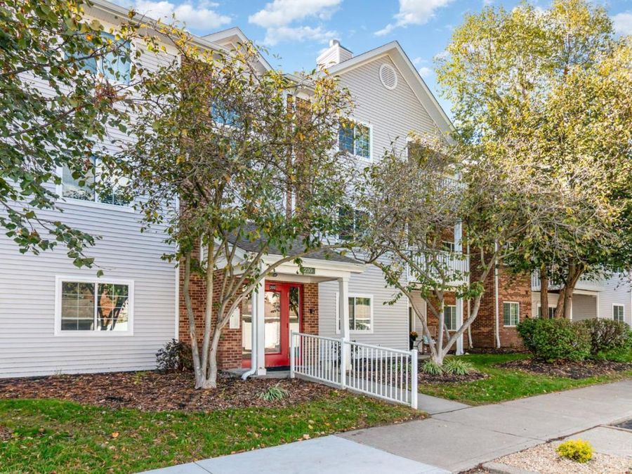 210 Carrington Place, Unit 311, Loveland, OH 45140 Photo 25