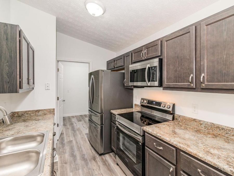 210 Carrington Place, Unit 311, Loveland, OH 45140 Photo 6