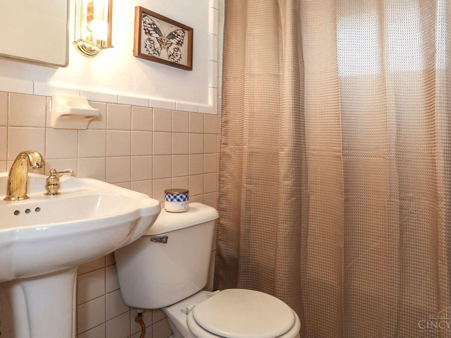 8613 Brent Drive, Springfield Township, OH 45231 Photo 16