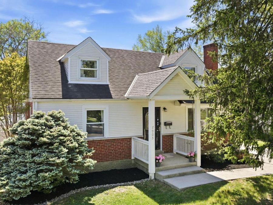 7905 Mapleleaf Drive, Madeira, OH 45243 Photo 1