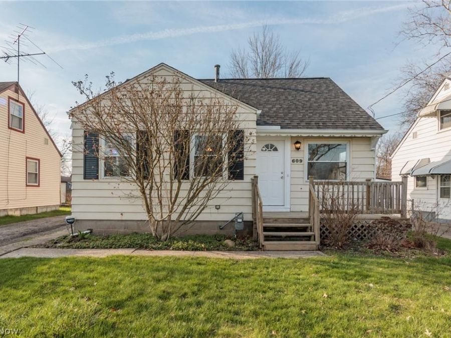 609 Princeton Avenue , Elyria, OH 44035 Photo 1
