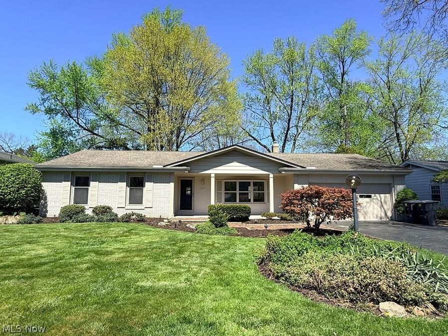 3887 Greenmont , Warren, OH 44484 Photo 1