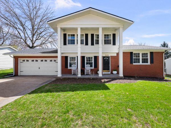 3403 Forest Road , Davenport, IA 52807