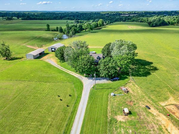 1800 Old Highway 52 , Lafayette, TN 37083