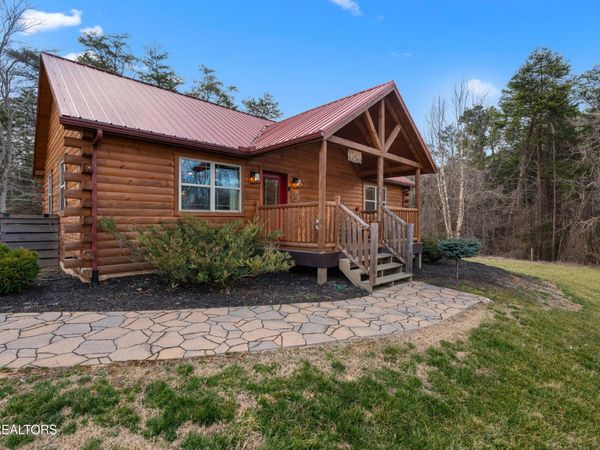 1132 Pinyon Circle , Sevierville, TN 37863