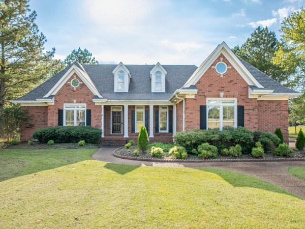 1800 McBride Rd , Lewisburg, TN 37091