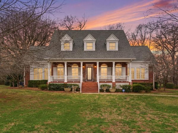 630 Shadowbrook Rd , Winchester, TN 37398