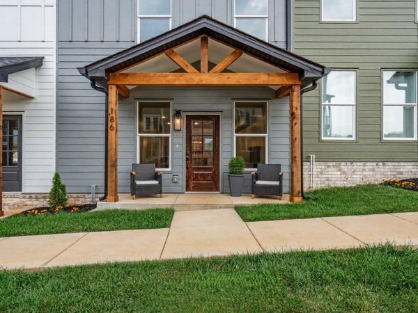 186 Charleston Ave , Pleasant View, TN 37146