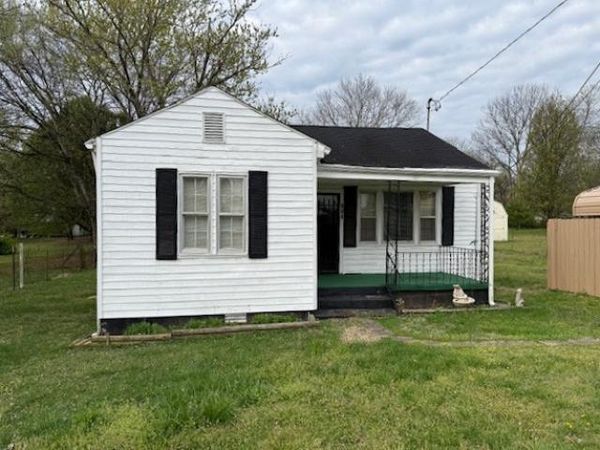 112 Fuller St , McMinnville, TN 37110