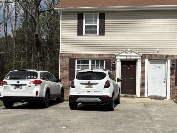 1807 Weeks Crest Circle NE, Cleveland, TN 37312