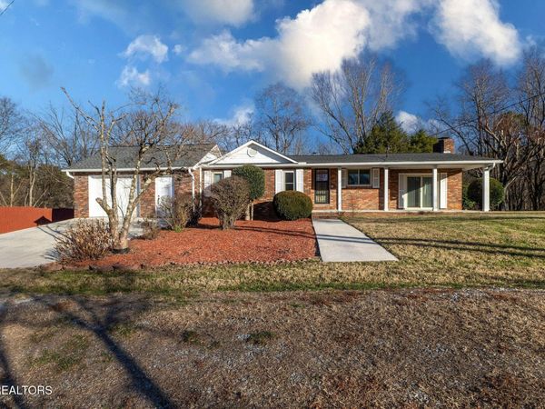 264 McKinney Rd , Harriman, TN 37748