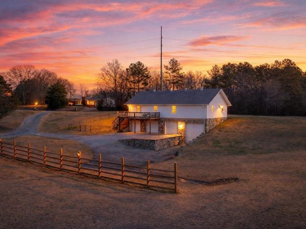 143 Meridian Way , Dalton, GA 30721