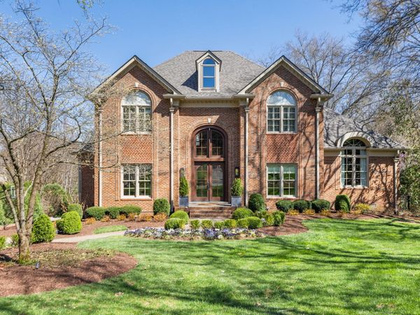 912 Calloway Dr , Brentwood, TN 37027