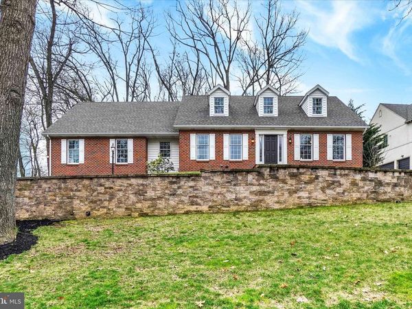 106 CRESTLYN, SPRY, PA 17402