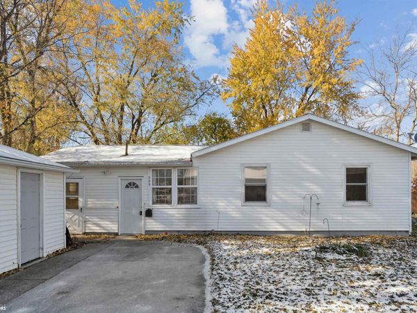 506 5Th Avenue SW, State Center, IA 50247