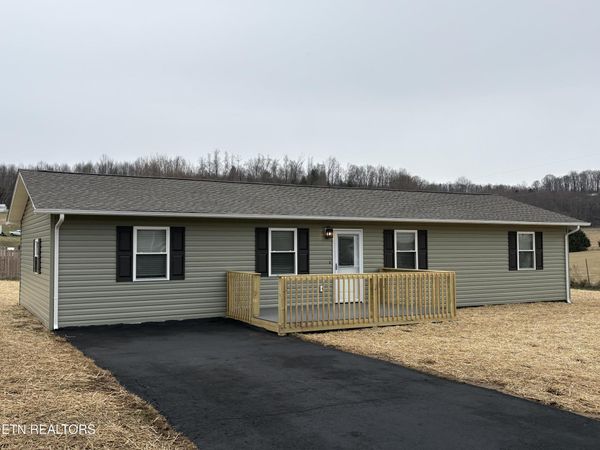 104 Winner St, Elizabethton, TN 37643