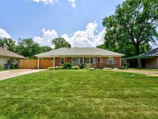 1694 S WHITE STATION RD, Memphis, TN 38117