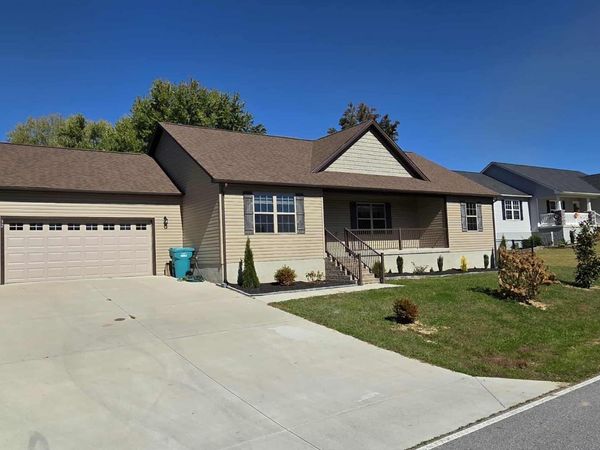 32 Capitol Drive , Crossville, TN 38555